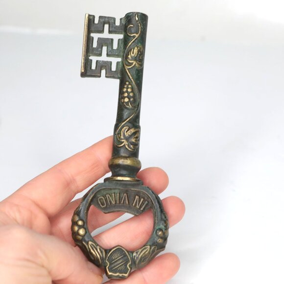 Vintage German Antique Brass Key Corkscrew In Vino Veritas Koblenz Gold Bar - Picture 3 of 8